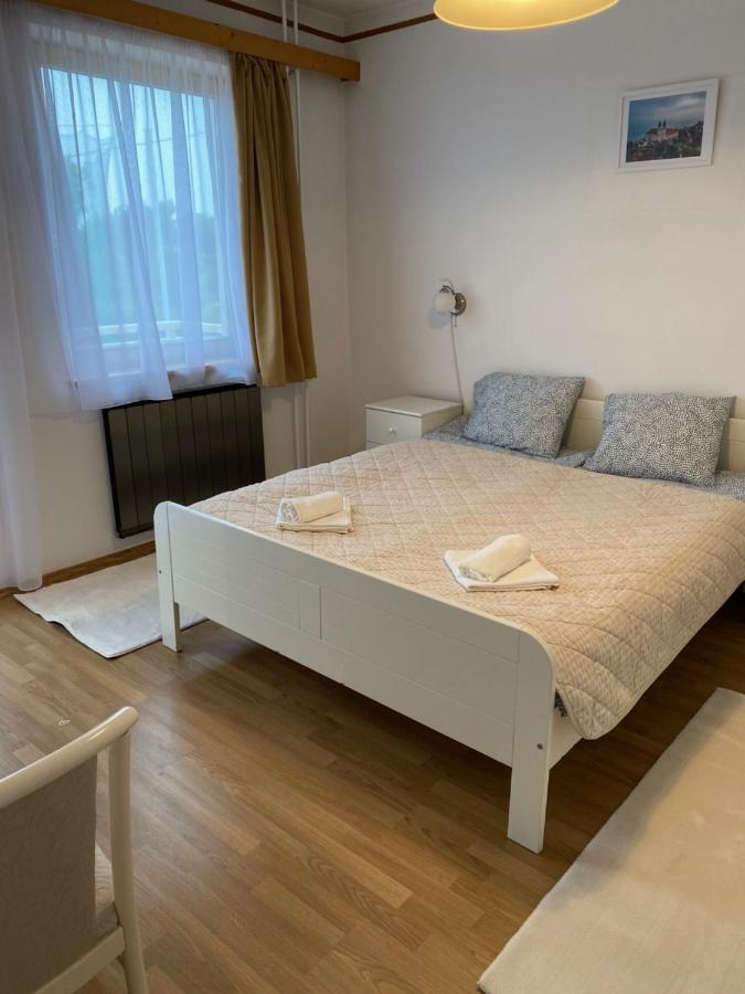 Global Apartmanhaz Вонярцвашгедь Екстер'єр фото