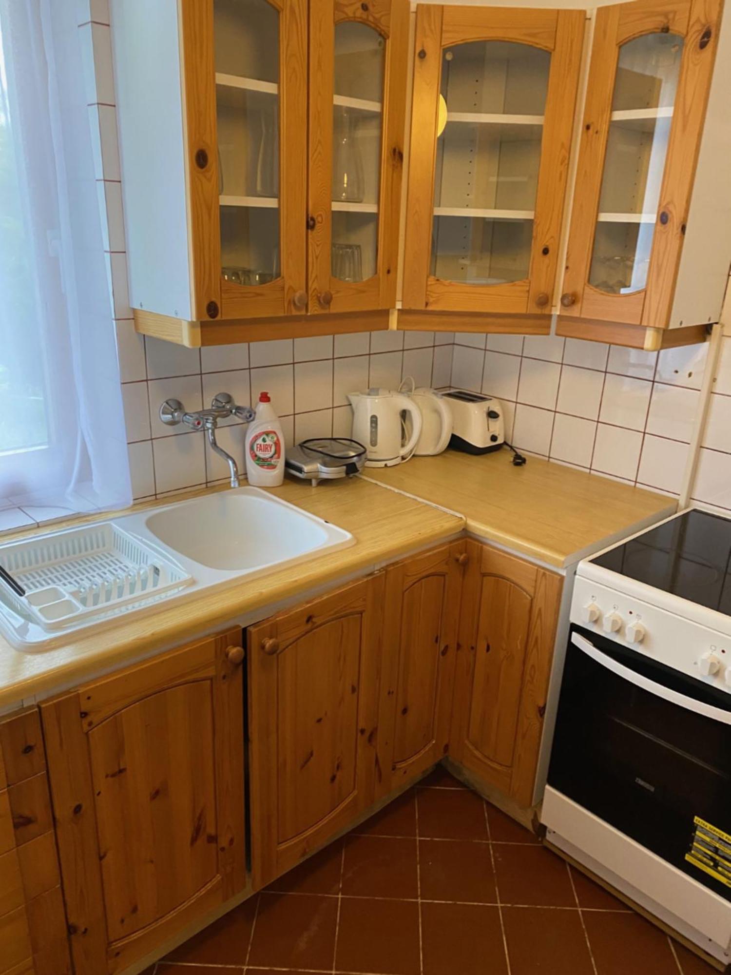 Global Apartmanhaz Вонярцвашгедь Екстер'єр фото